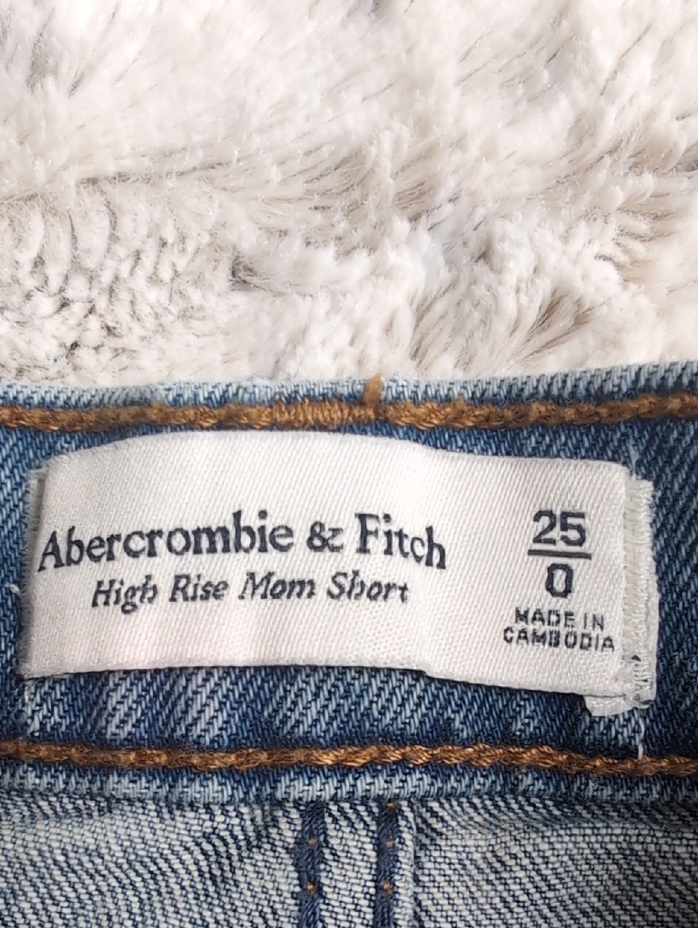 Abercrombie High Rise Curve Love Distressed Mom Shorts - Picture 3 of 4